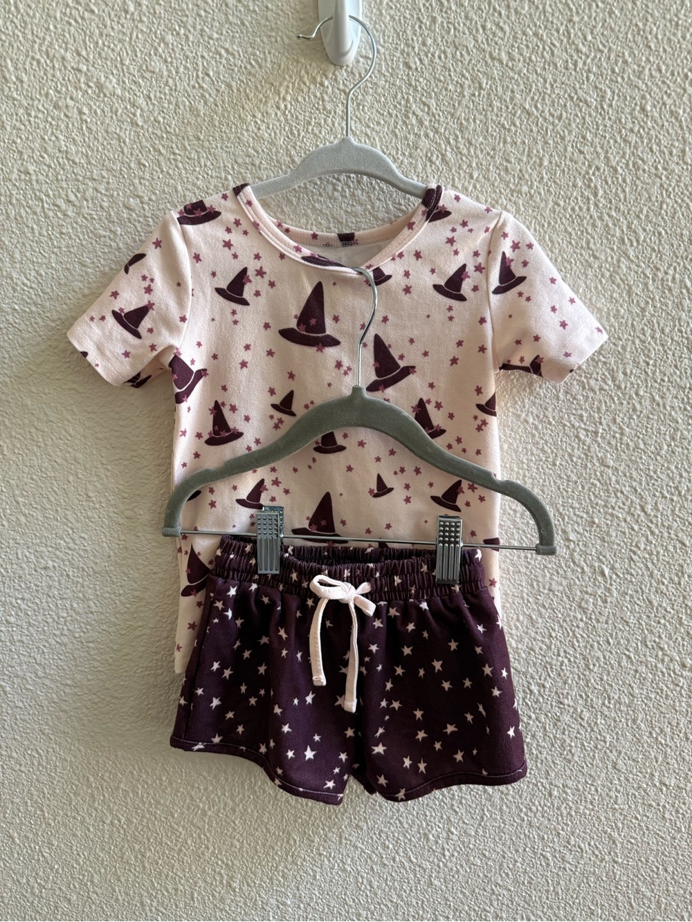 SweetHoney Witch Hat Print Set - Pink and Dark Purple